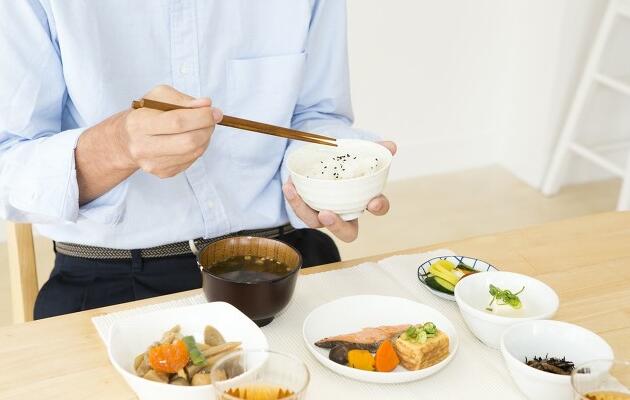 日常健康飲食中，葷素食如何搭配？